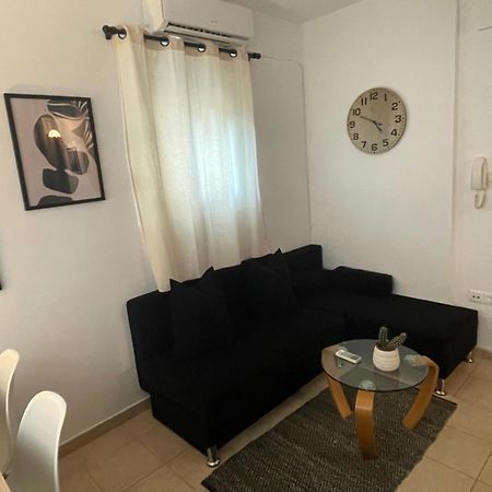 Semi-Basement 250M From Sea, Nea Chili Lejlighed Alexandroupoli Eksteriør billede