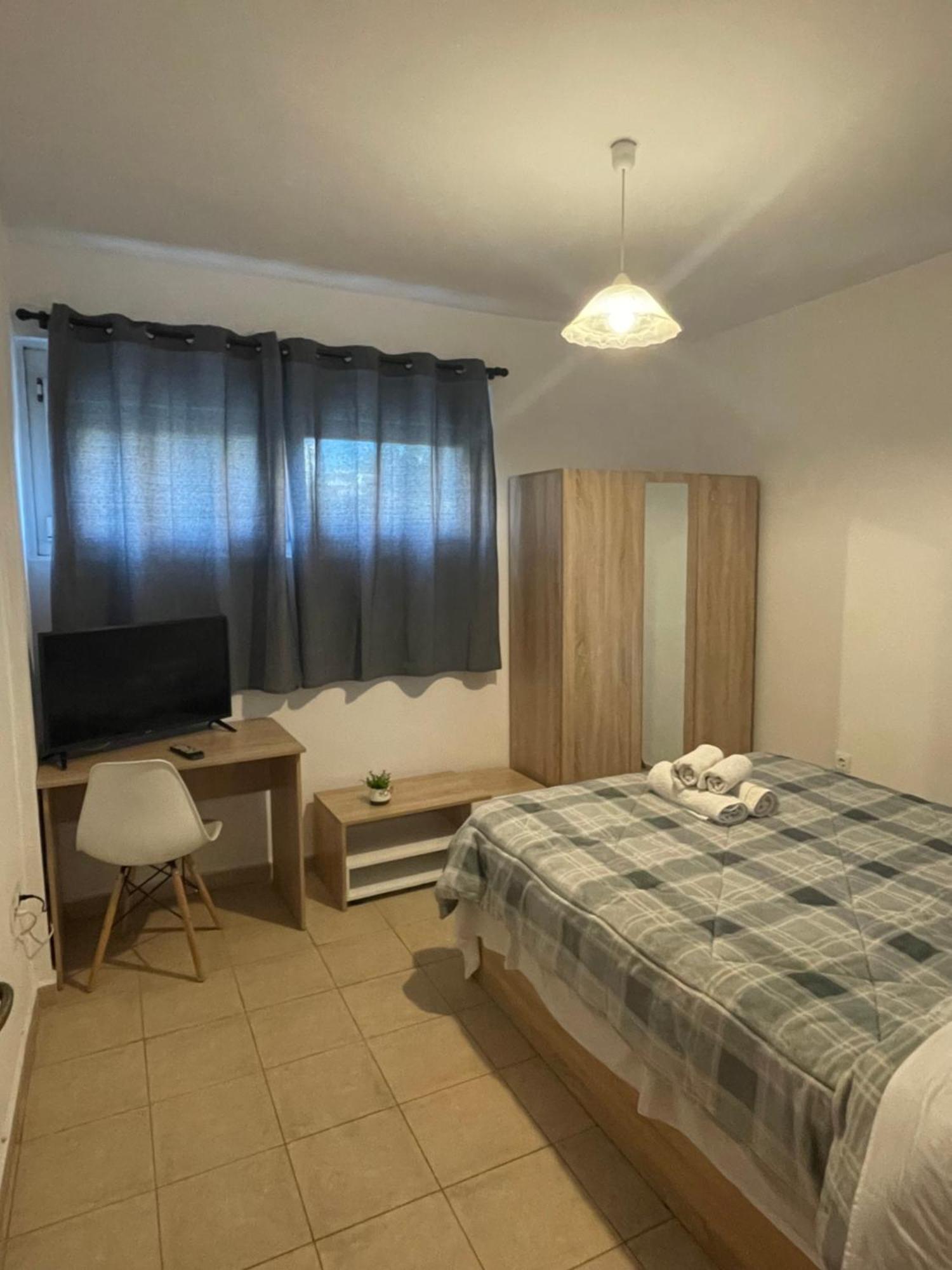 Semi-Basement 250M From Sea, Nea Chili Lejlighed Alexandroupoli Eksteriør billede