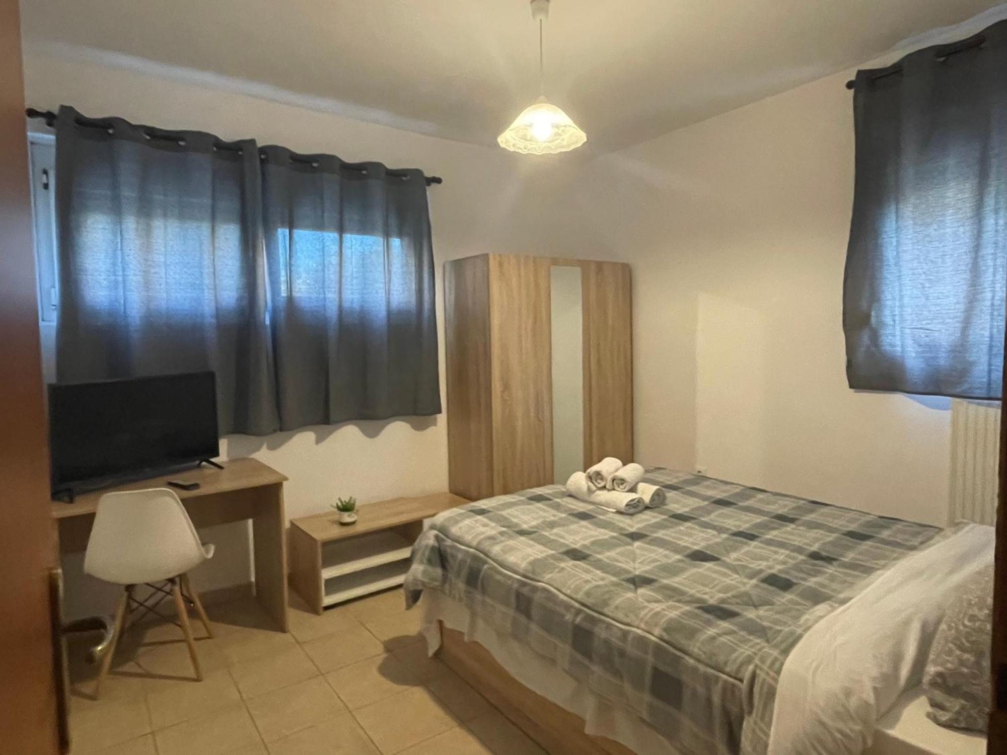 Semi-Basement 250M From Sea, Nea Chili Lejlighed Alexandroupoli Eksteriør billede