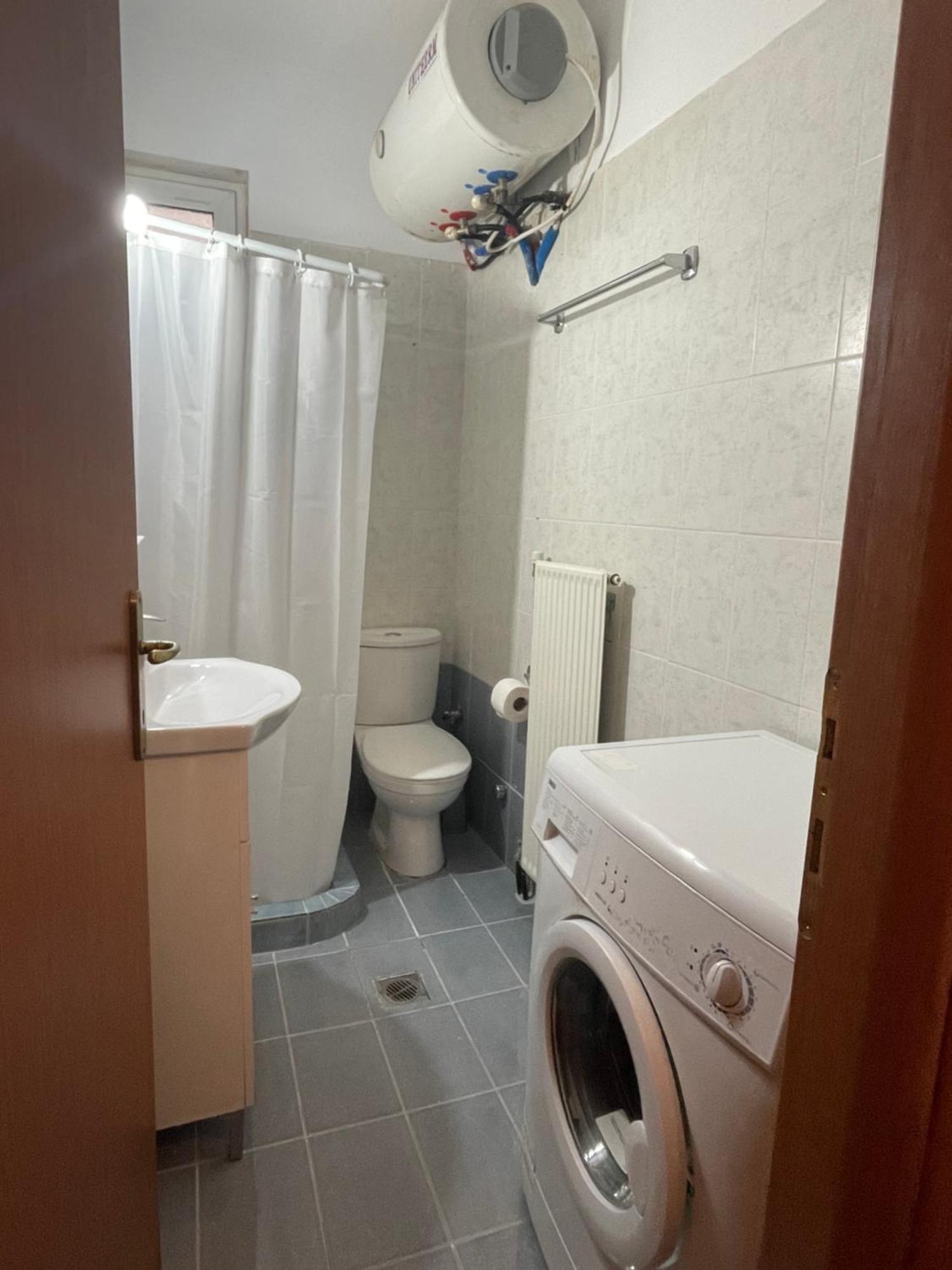 Semi-Basement 250M From Sea, Nea Chili Lejlighed Alexandroupoli Eksteriør billede